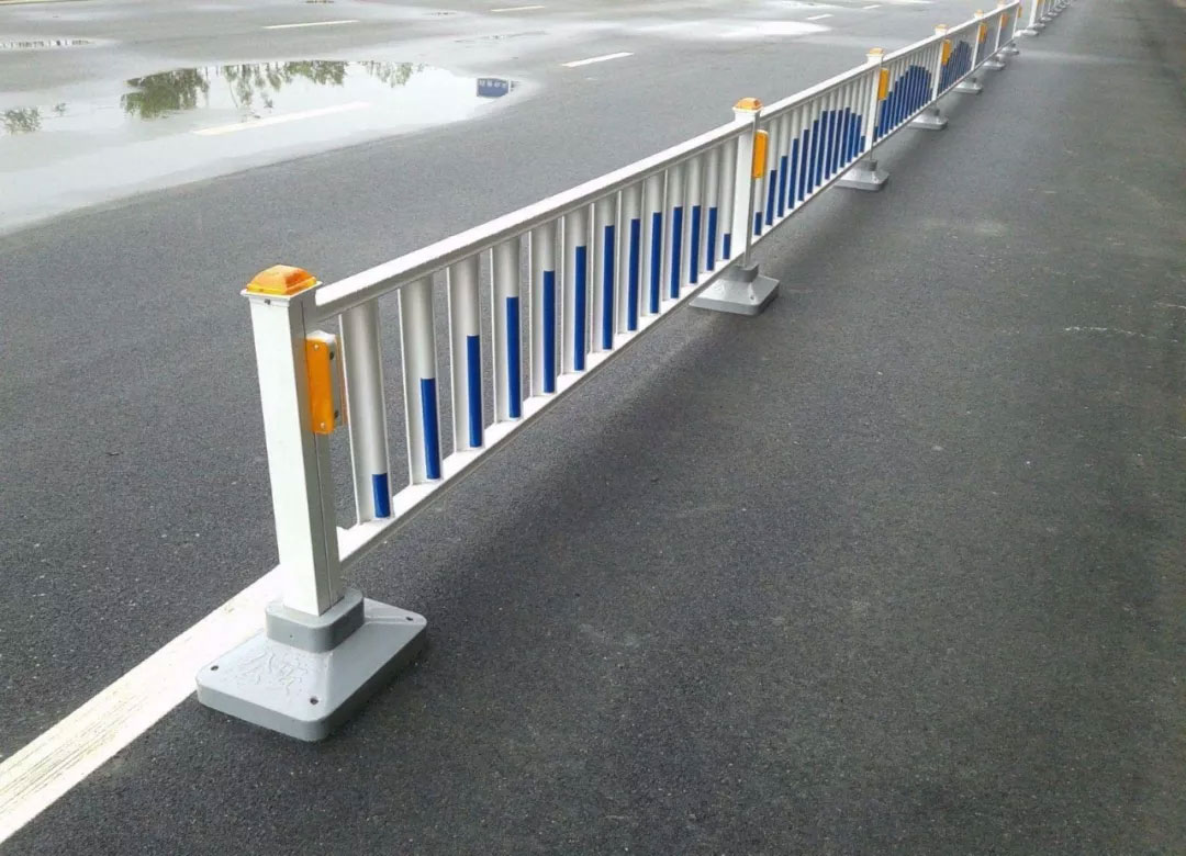 氟碳漆市政工程設施上應用